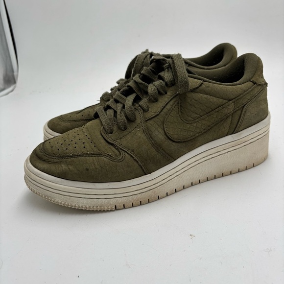 Nike Air Jordan 1 Women’s 9.5 Low Lifted Olive Green Lace Up Sneakers - Picture 2 of 9